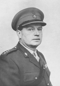 Brig DH Davies, MC, Col of the Regt - QOH